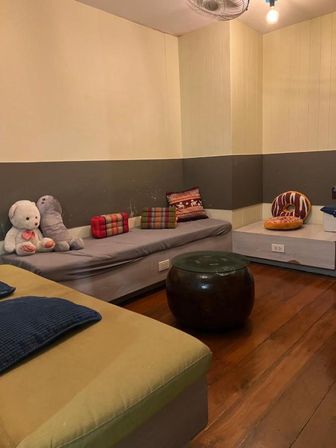 Baan Chanasongkram Bangkok Luaran gambar