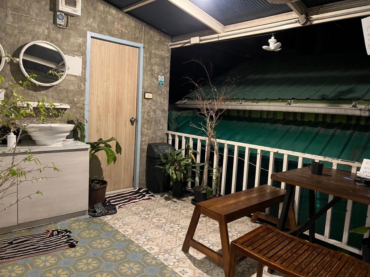 Baan Chanasongkram Bangkok Luaran gambar